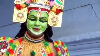 Ottamthullal  Kalyana Sougandhikam  Nokkeda Nammude Marge [upl. by Eanerb42]