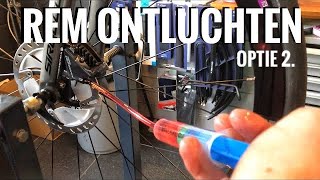 REM ONTLUCHTEN Shimano hydraulisch optie 2  Fiets Tutorial 12 [upl. by Rheta]