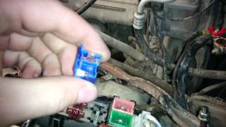 Replace 100A Auto Fuse [upl. by Lacey]