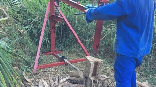 Homemade Manual Log Splitter  Fendeuse à bois fait maison [upl. by Attelahs582]