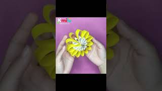 Como hacer flores de papel  flores de papel rápido y fácil 🌺 How to make paper flowers Shorts [upl. by Favrot55]