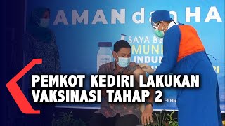 Pemerintah Kota Kediri Mulai Lakukan Vaksinasi Tahap Kedua [upl. by Beane]